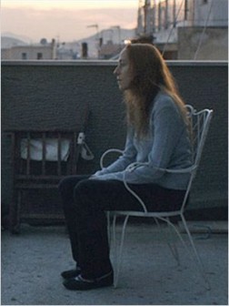 September, une femme seule (2013)